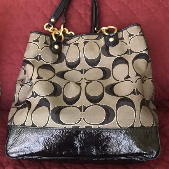 Coach poppy black with gold trim CC’s - Picture 2 of 6